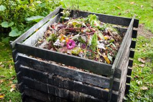 There are as many ways to create a compost pile as there are gardeners. You can create a free-standing compost heap, or use a ready made one.